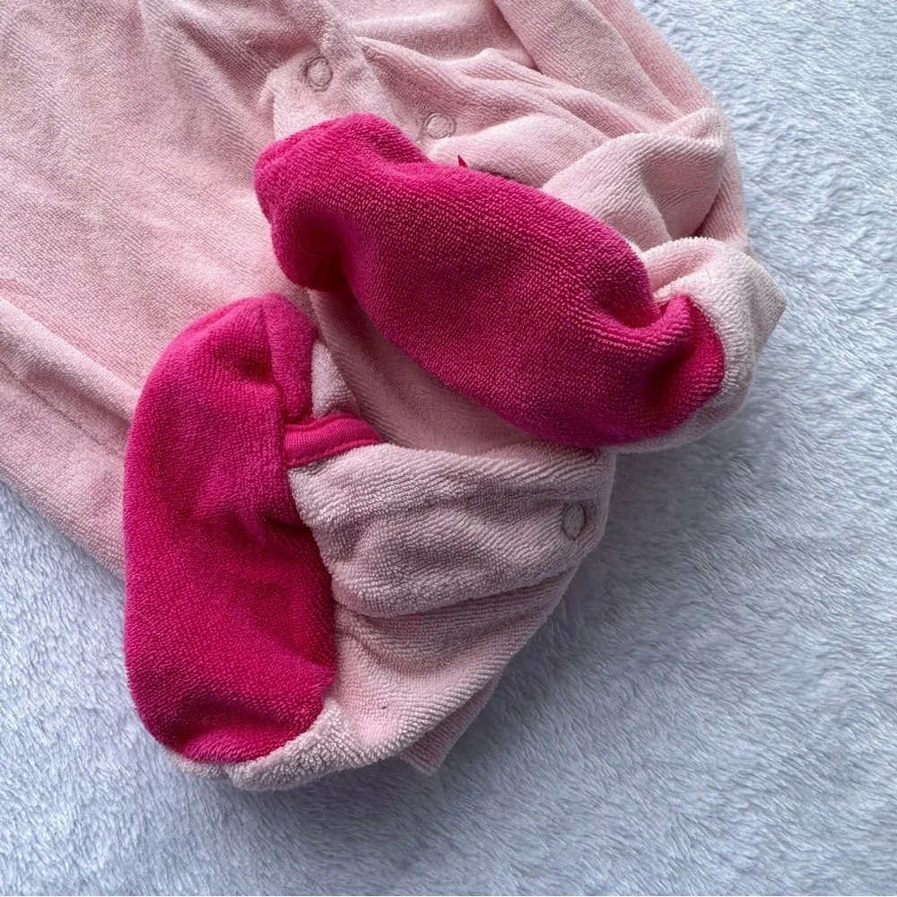Carter’s Love Terrycloth Footed One Piece Pajamas in Light Pink - Size 9 Months